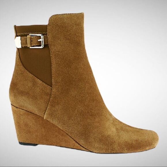 Isaac Mizrahi KAYLN Suede Wedge Bootie Size 8M - Picture 2 of 10